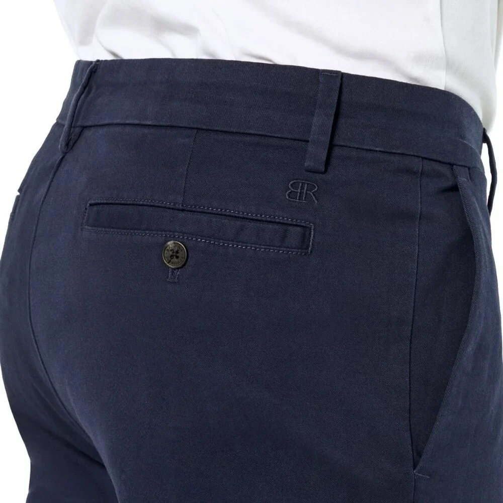 Banana Republic Men’s Chino Pant‎